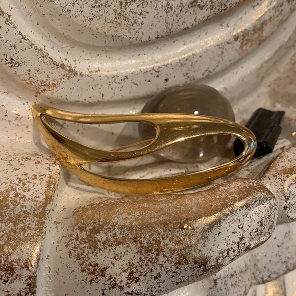 VINTAGE Brooch by Monet - Picture 2 of 4